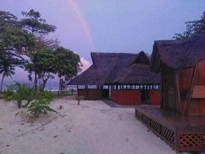 Hotel Southern Mentawai Outpost Sibigau Island Exterior foto